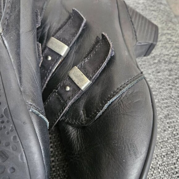 taos Black Leather Grunge Ankle Booties Steam Punk Silver Buckle boots biker 8.5 - Picture 11 of 12